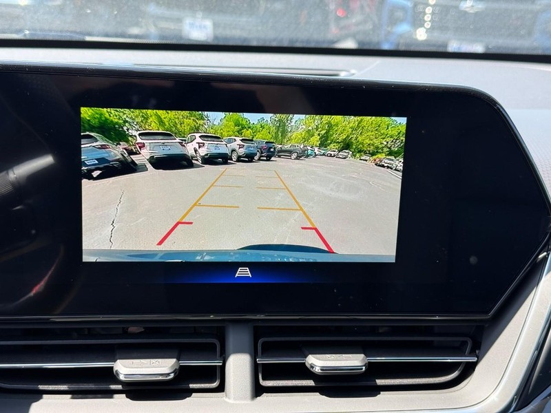 Chevrolet Trax Vehicle Full-screen Gallery Image 18