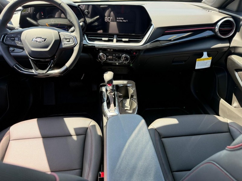 Chevrolet Trax Vehicle Full-screen Gallery Image 7