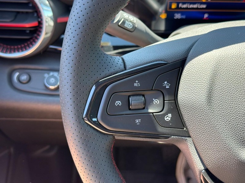 Chevrolet Trax Vehicle Full-screen Gallery Image 14