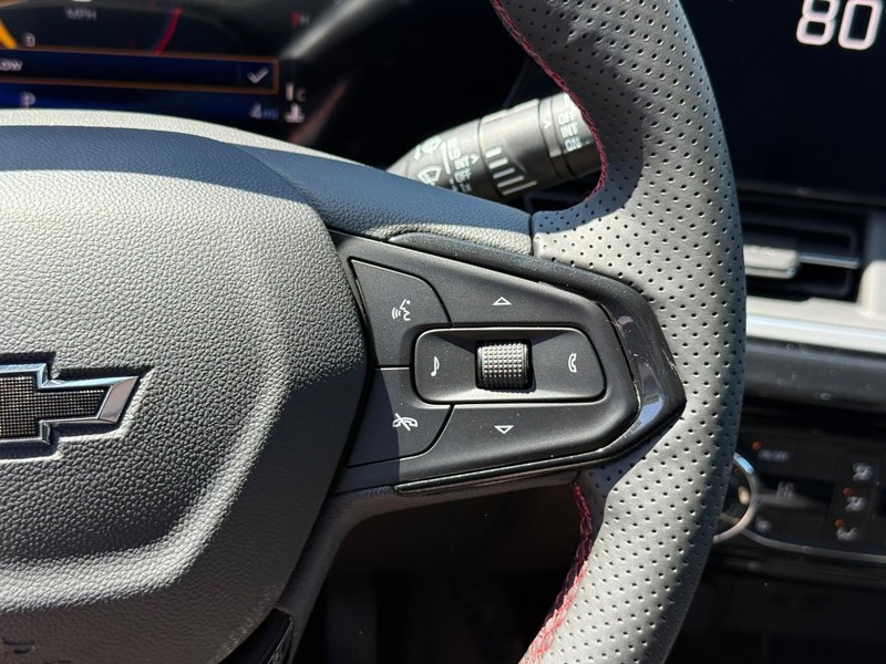 Chevrolet Trax Vehicle Full-screen Gallery Image 15