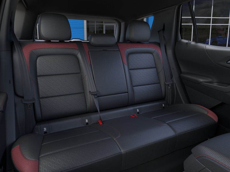 Chevrolet Equinox Vehicle Full-screen Gallery Image 17