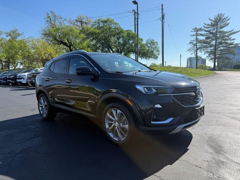 Buick Encore GX Vehicle Full-screen Gallery Image 08