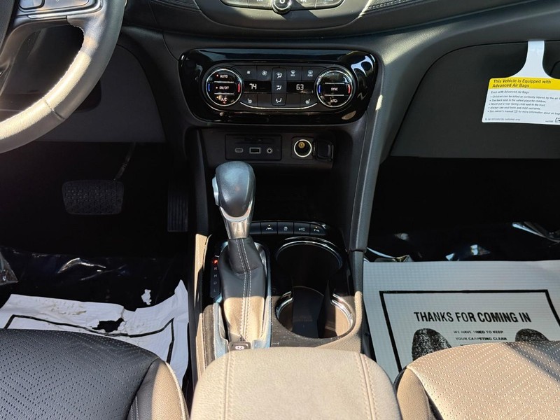 Buick Encore GX Vehicle Full-screen Gallery Image 15