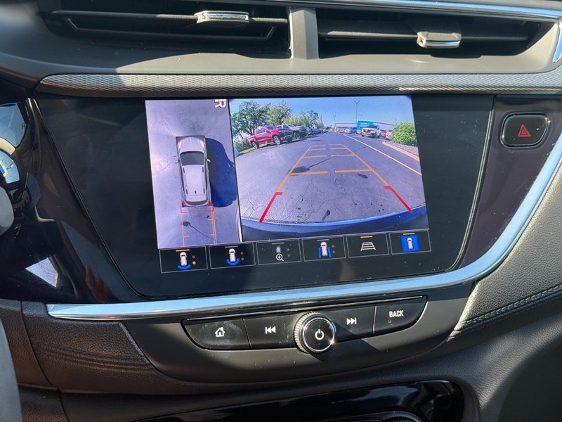 Buick Encore GX Vehicle Full-screen Gallery Image 25