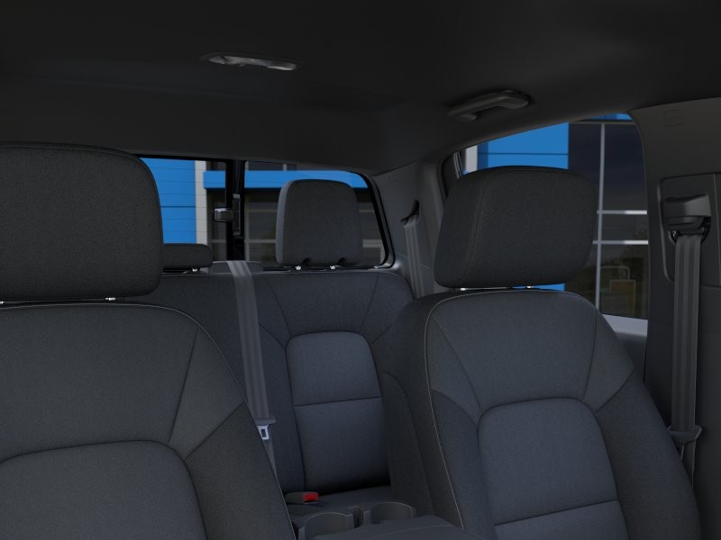 Chevrolet Colorado Vehicle Full-screen Gallery Image 24