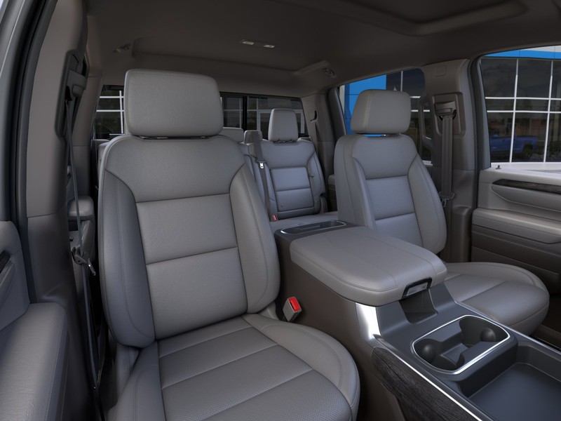 Chevrolet Silverado 2500HD Vehicle Full-screen Gallery Image 16