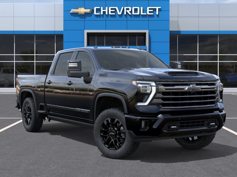 Chevrolet Silverado 2500HD Vehicle Full-screen Gallery Image 7