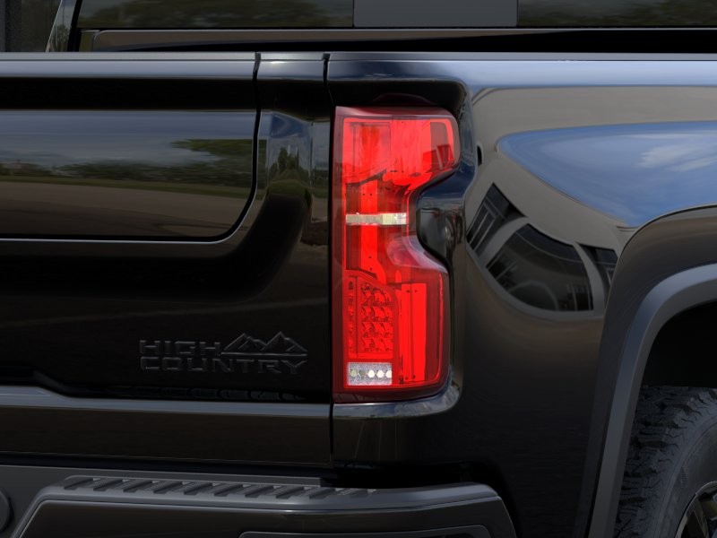Chevrolet Silverado 2500HD Vehicle Full-screen Gallery Image 11