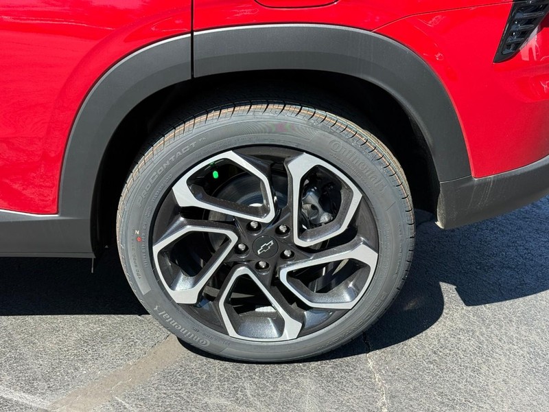 Chevrolet Trax Vehicle Full-screen Gallery Image 4
