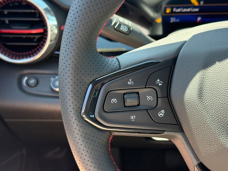 Chevrolet Trax Vehicle Full-screen Gallery Image 13