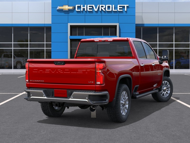 Chevrolet Silverado 2500HD Vehicle Full-screen Gallery Image 4