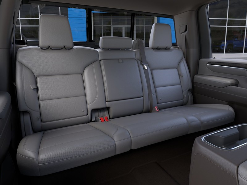 Chevrolet Silverado 2500HD Vehicle Full-screen Gallery Image 17