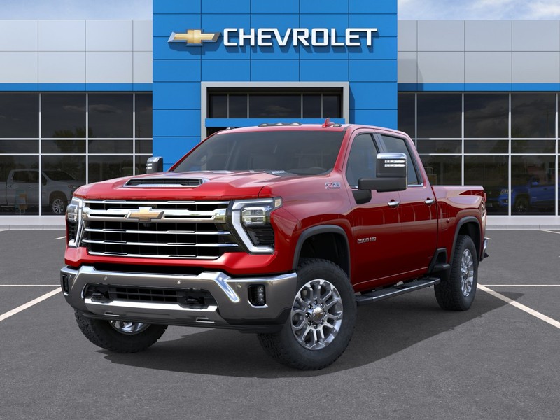 Chevrolet Silverado 2500HD Vehicle Full-screen Gallery Image 6