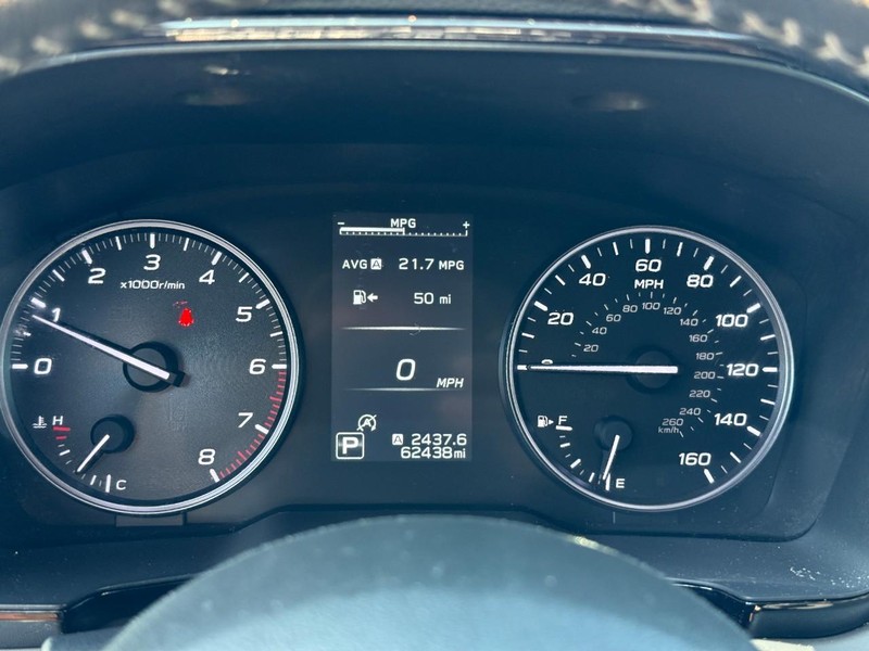 Subaru Outback Vehicle Full-screen Gallery Image 22