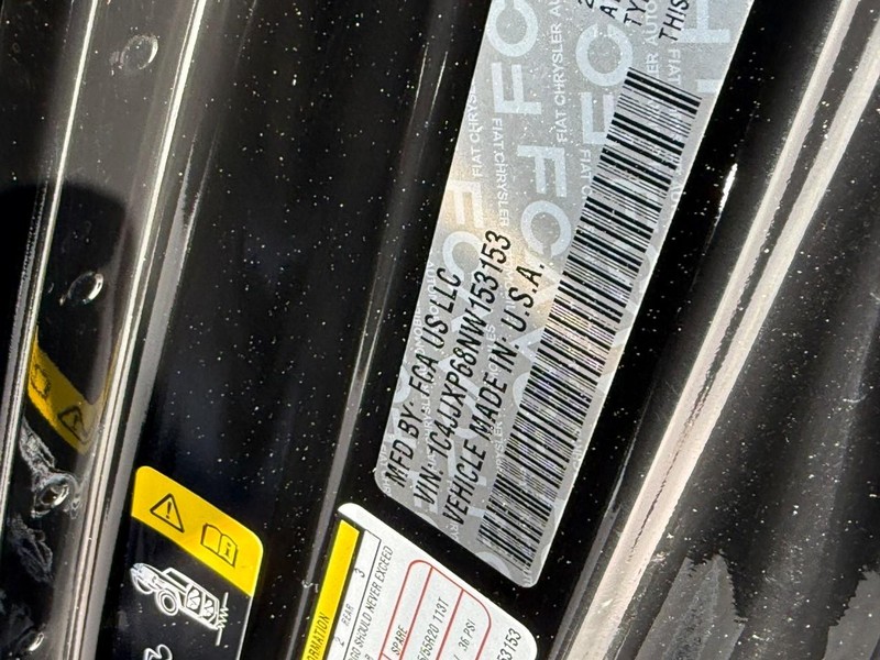Jeep Wrangler 4xe Vehicle Full-screen Gallery Image 23