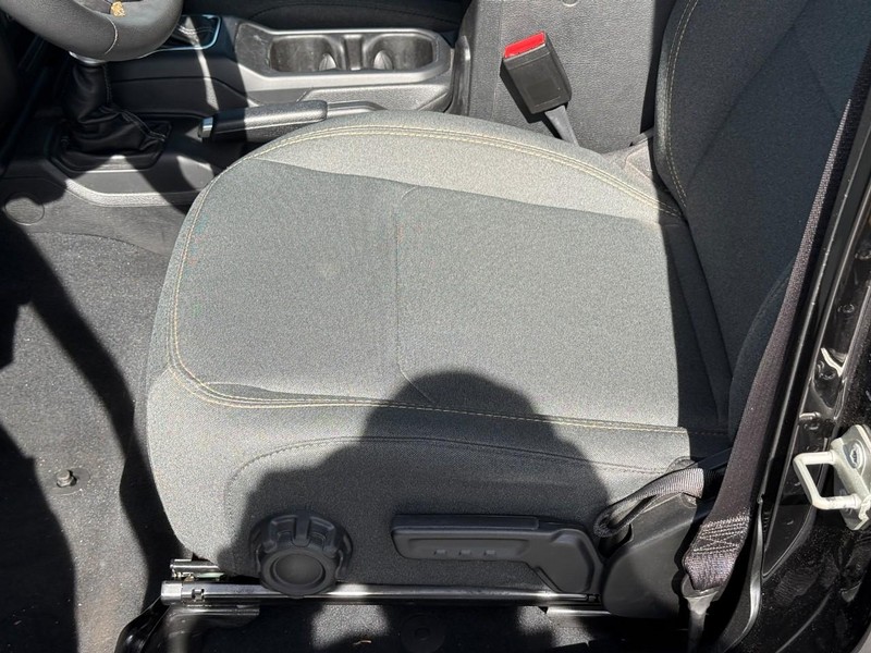 Jeep Wrangler 4xe Vehicle Full-screen Gallery Image 16