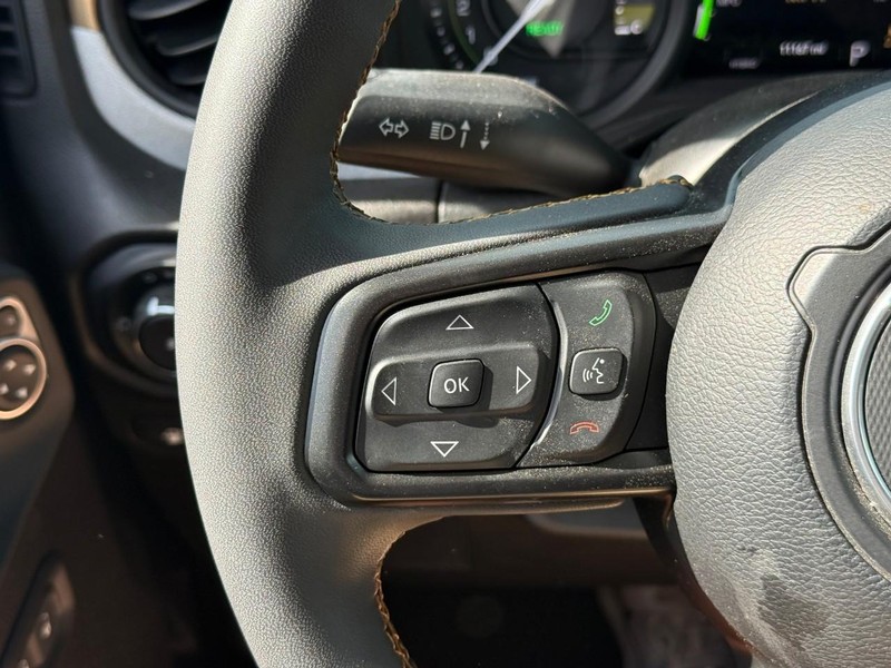 Jeep Wrangler 4xe Vehicle Full-screen Gallery Image 18