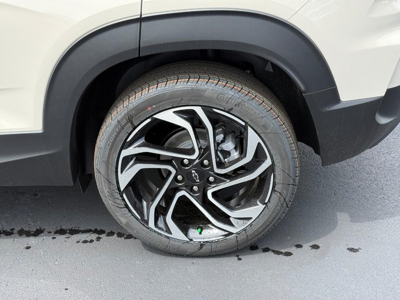 Chevrolet TrailBlazer Vehicle Full-screen Gallery Image 4