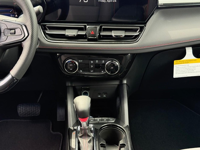 Chevrolet TrailBlazer Vehicle Full-screen Gallery Image 10