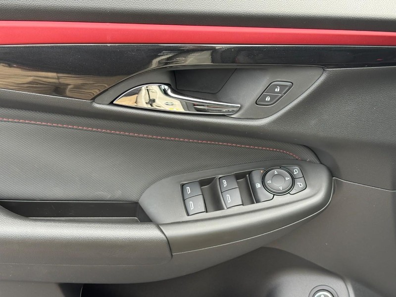 Chevrolet TrailBlazer Vehicle Full-screen Gallery Image 12
