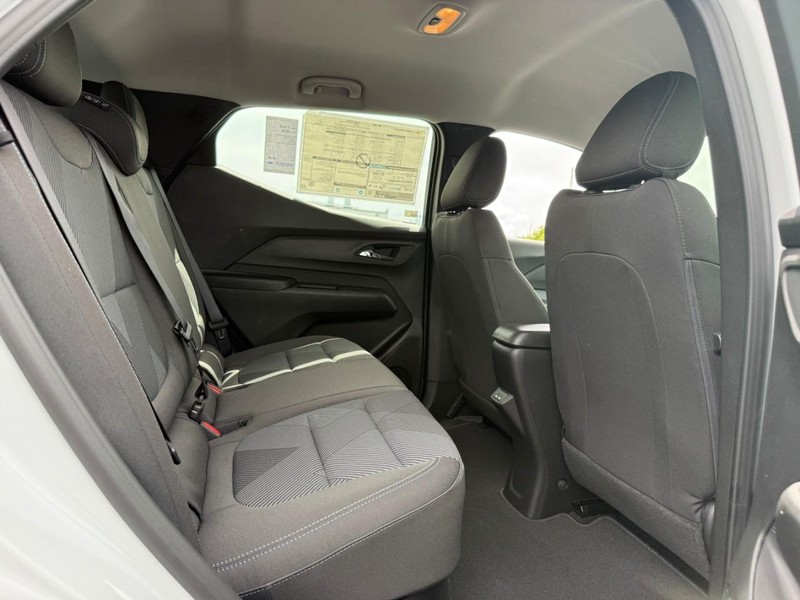 Chevrolet Bolt Vehicle Full-screen Gallery Image 5