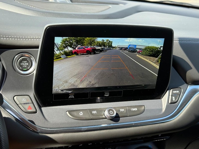 Chevrolet Blazer Vehicle Full-screen Gallery Image 24