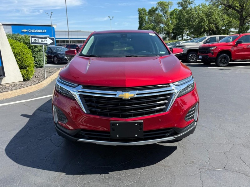 Chevrolet Equinox Vehicle Full-screen Gallery Image 10
