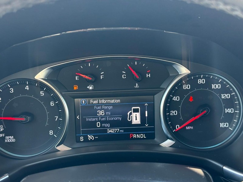 Chevrolet Equinox Vehicle Full-screen Gallery Image 21