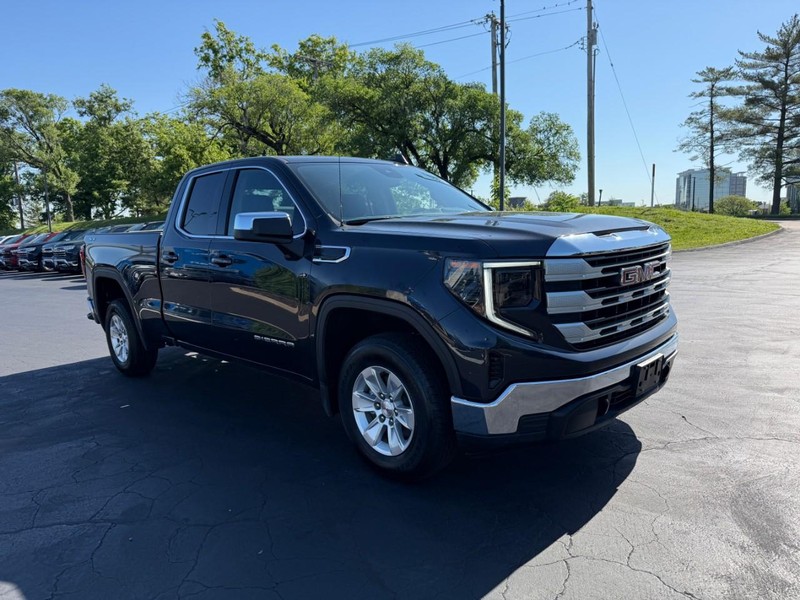 GMC Sierra 1500 Vehicle Full-screen Gallery Image 7
