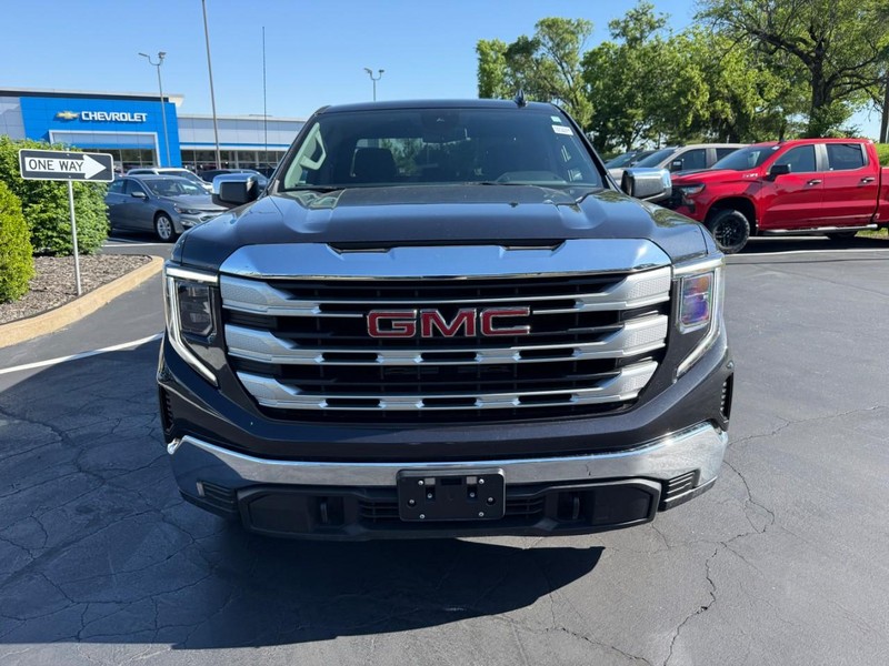 GMC Sierra 1500 Vehicle Full-screen Gallery Image 8