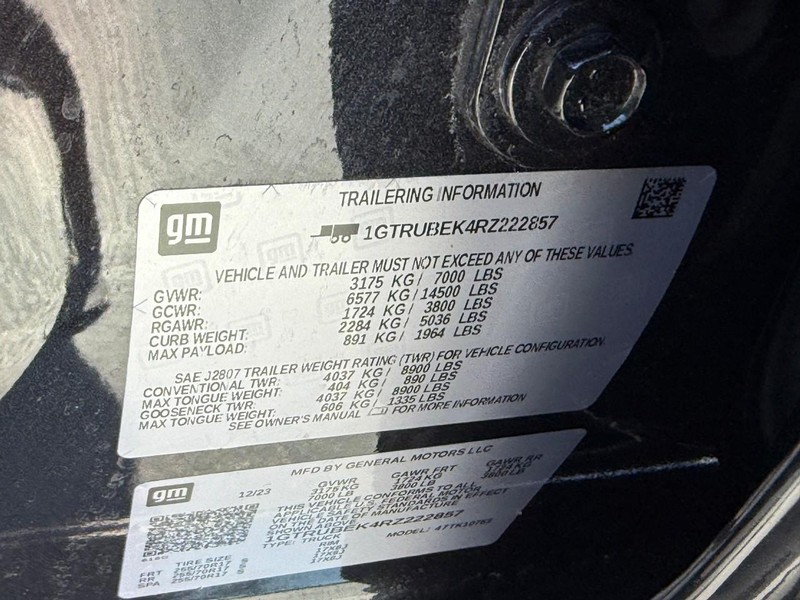 GMC Sierra 1500 Vehicle Full-screen Gallery Image 17
