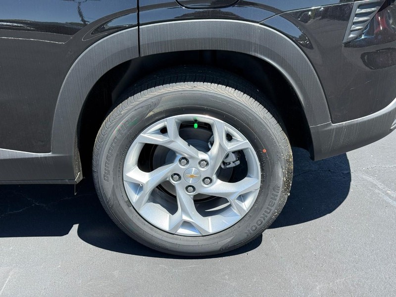 Chevrolet Trax Vehicle Full-screen Gallery Image 4