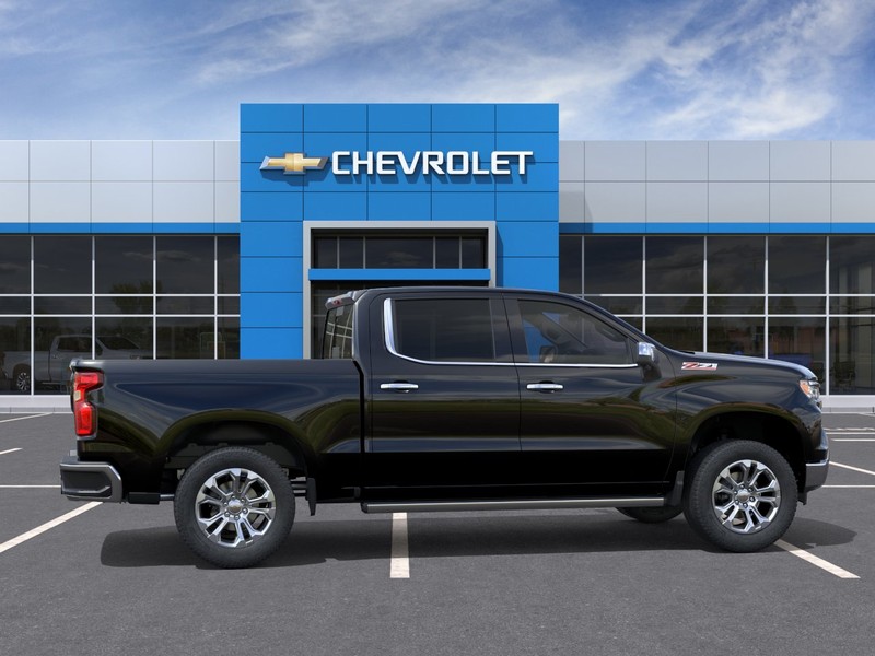Chevrolet Silverado 1500 Vehicle Full-screen Gallery Image 5