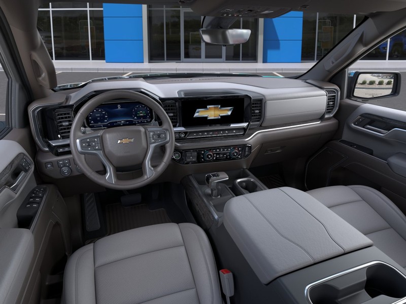 Chevrolet Silverado 1500 Vehicle Full-screen Gallery Image 15