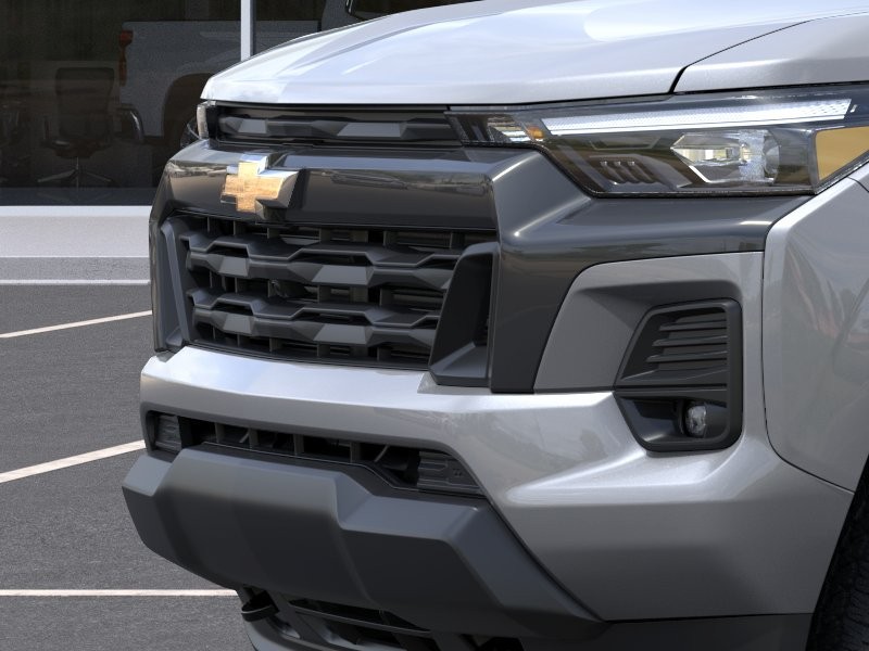 Chevrolet Colorado Vehicle Full-screen Gallery Image 13