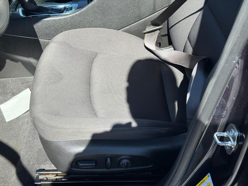 Chevrolet Malibu Vehicle Full-screen Gallery Image 17