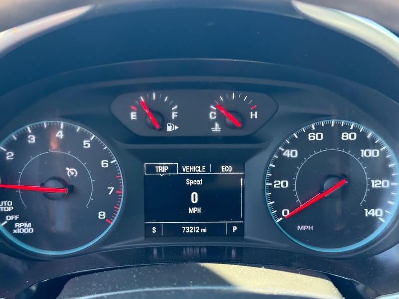 Chevrolet Malibu Vehicle Full-screen Gallery Image 21