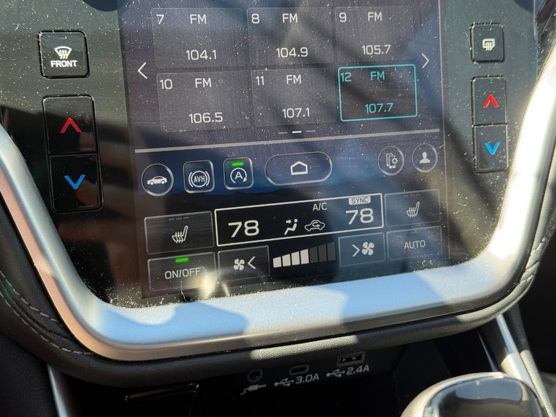 Subaru Outback Vehicle Full-screen Gallery Image 23