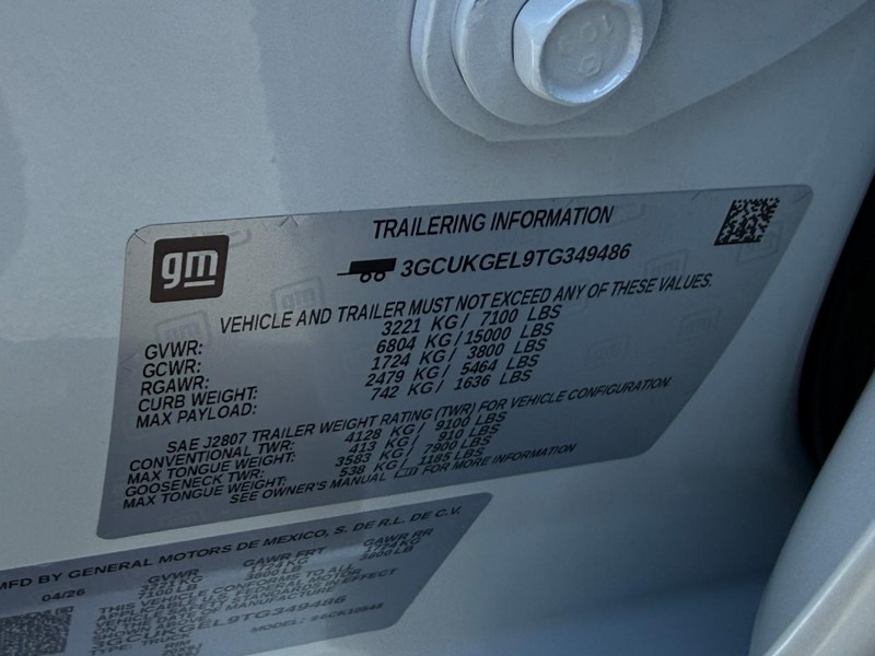 Chevrolet Silverado 1500 Vehicle Full-screen Gallery Image 20