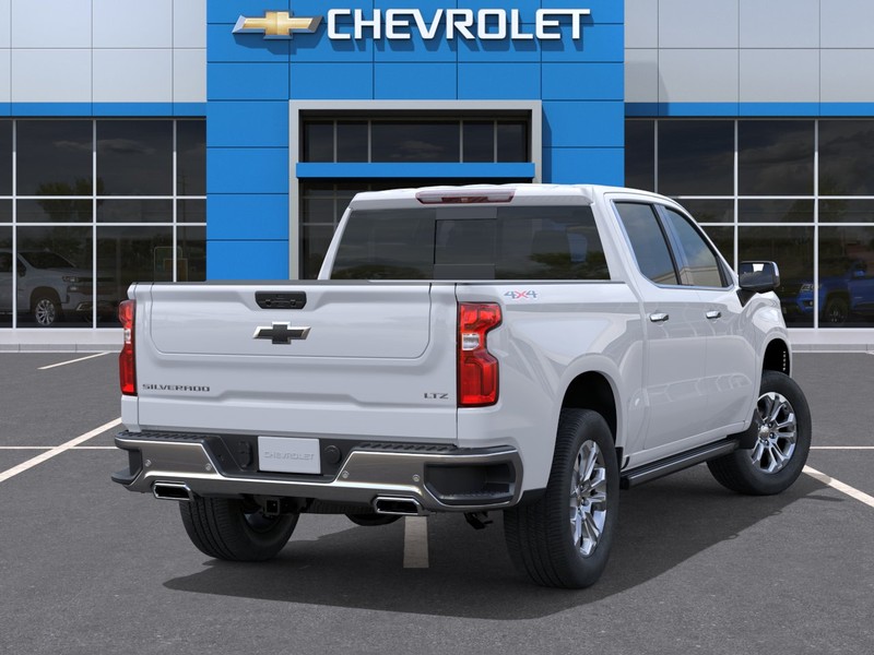 Chevrolet Silverado 1500 Vehicle Full-screen Gallery Image 4