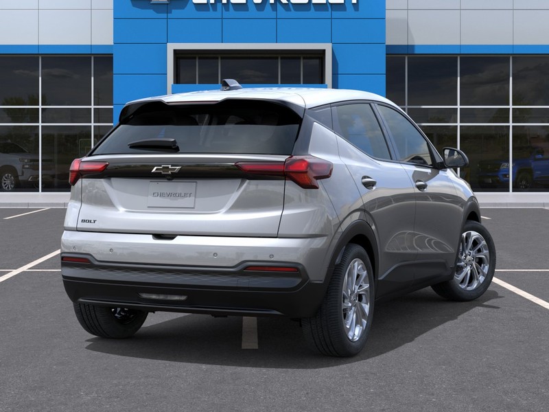 Chevrolet Bolt Vehicle Full-screen Gallery Image 4