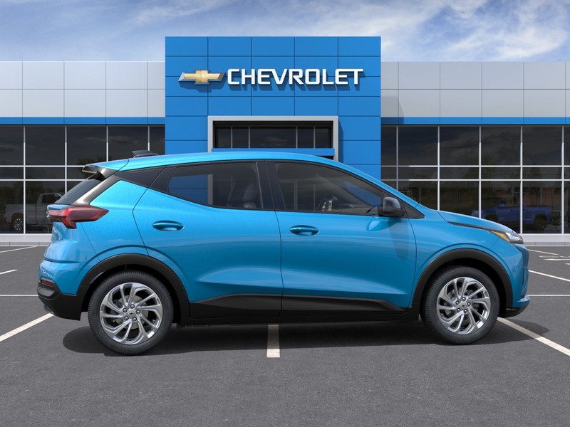 Chevrolet Bolt Vehicle Full-screen Gallery Image 5