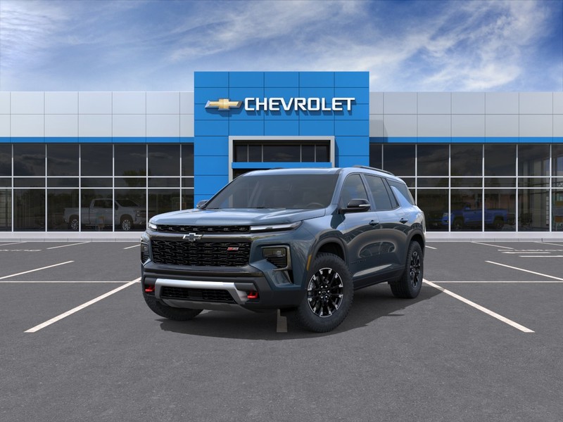 Chevrolet Traverse Vehicle Full-screen Gallery Image 8