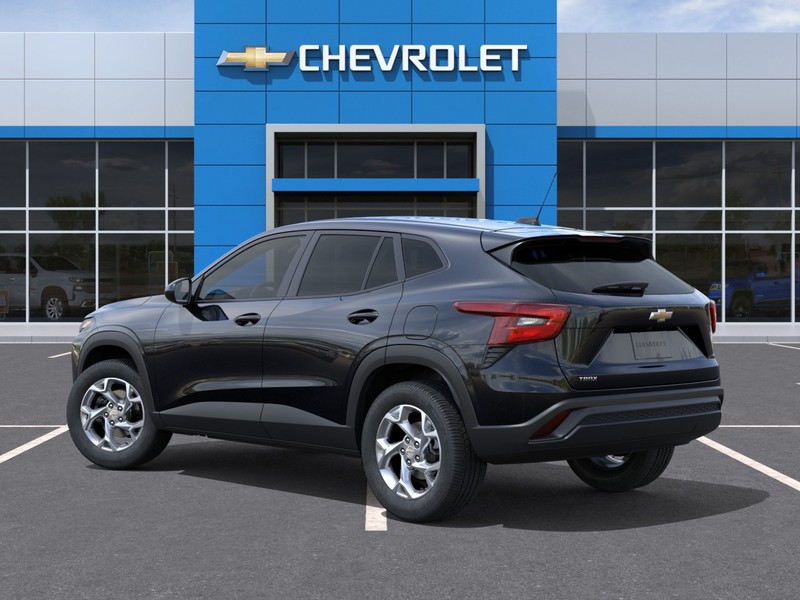 Chevrolet Trax Vehicle Full-screen Gallery Image 3
