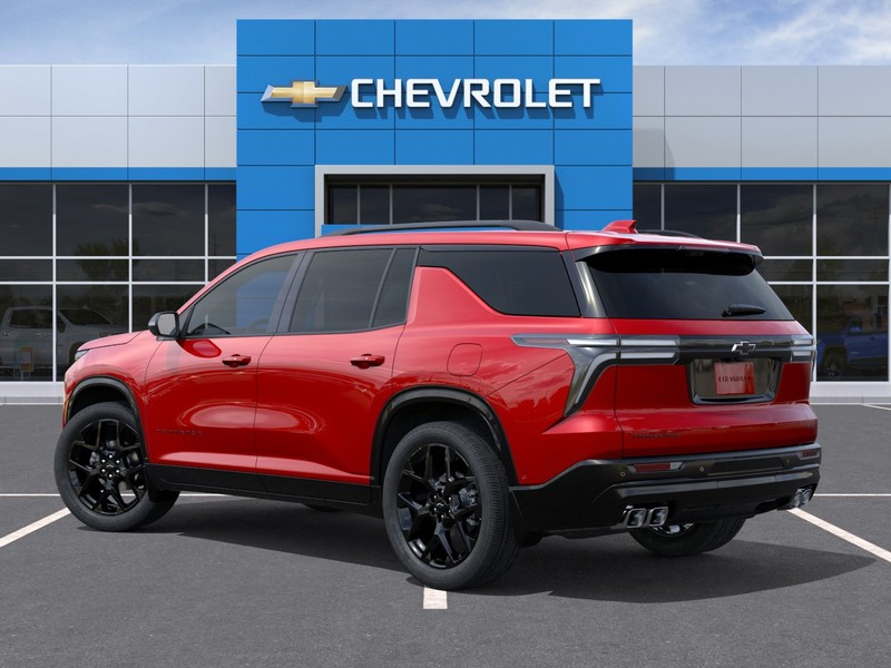 Chevrolet Traverse Vehicle Full-screen Gallery Image 3