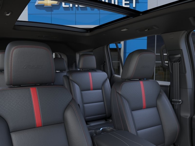 Chevrolet Traverse Vehicle Full-screen Gallery Image 24