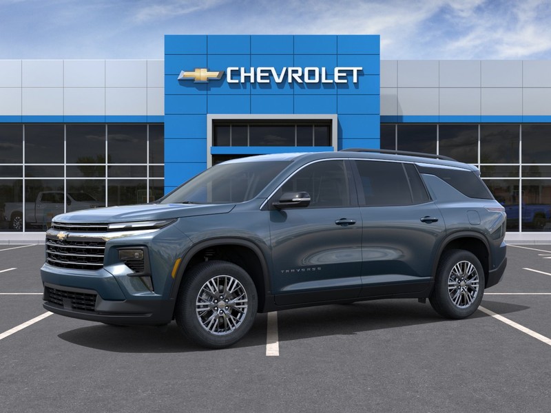 Chevrolet Traverse Vehicle Full-screen Gallery Image 2
