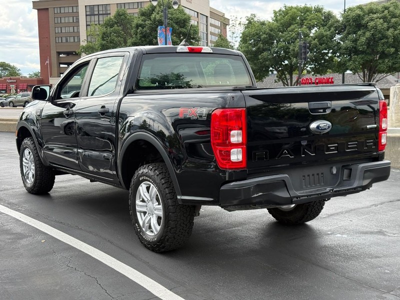 Ford Ranger Vehicle Full-screen Gallery Image 3