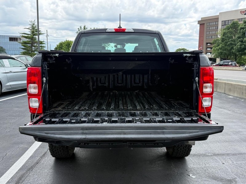Ford Ranger Vehicle Full-screen Gallery Image 4