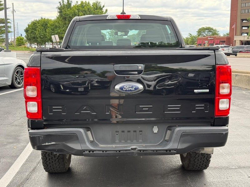 Ford Ranger Vehicle Full-screen Gallery Image 5